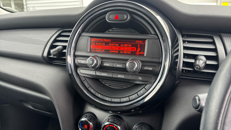 MINI Hatchback 1.5 Cooper 3dr Petrol Hatchback